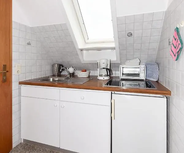 Апартаменты Am Grafthof Нойхарлингерзиль